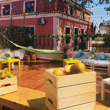Hostel Terrace Fruit Point Cascais